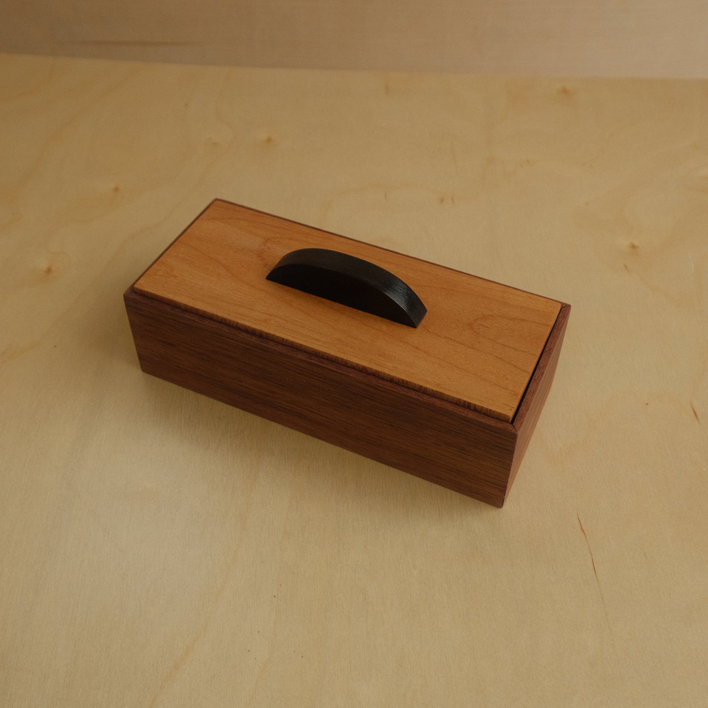 Walnut Decorative Keepsake Box 007