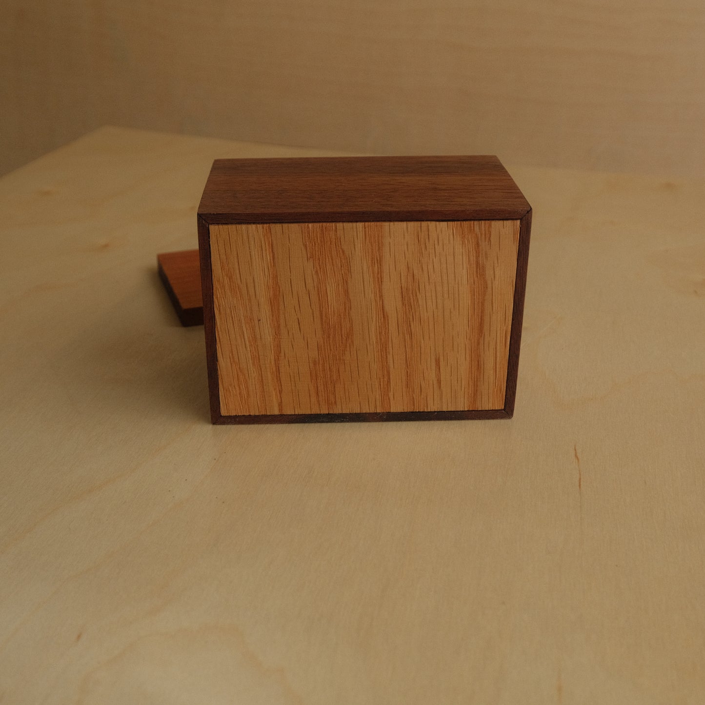 Walnut Decorative Keepsake Box 009