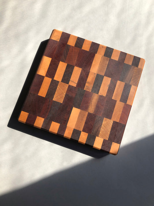 End Grain Cutting Board - Stripe/Cube