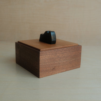 Walnut Decorative Keepsake Box 014