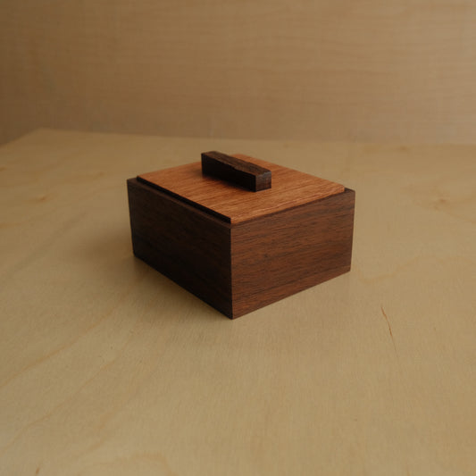 Walnut Decorative Keepsake Box 008
