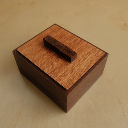 Walnut Decorative Keepsake Box 008