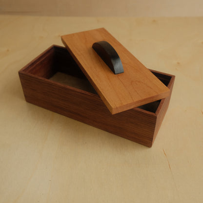 Walnut Decorative Keepsake Box 007