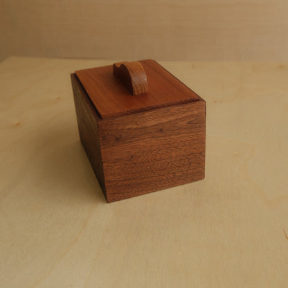 Walnut Decorative Keepsake Box 009