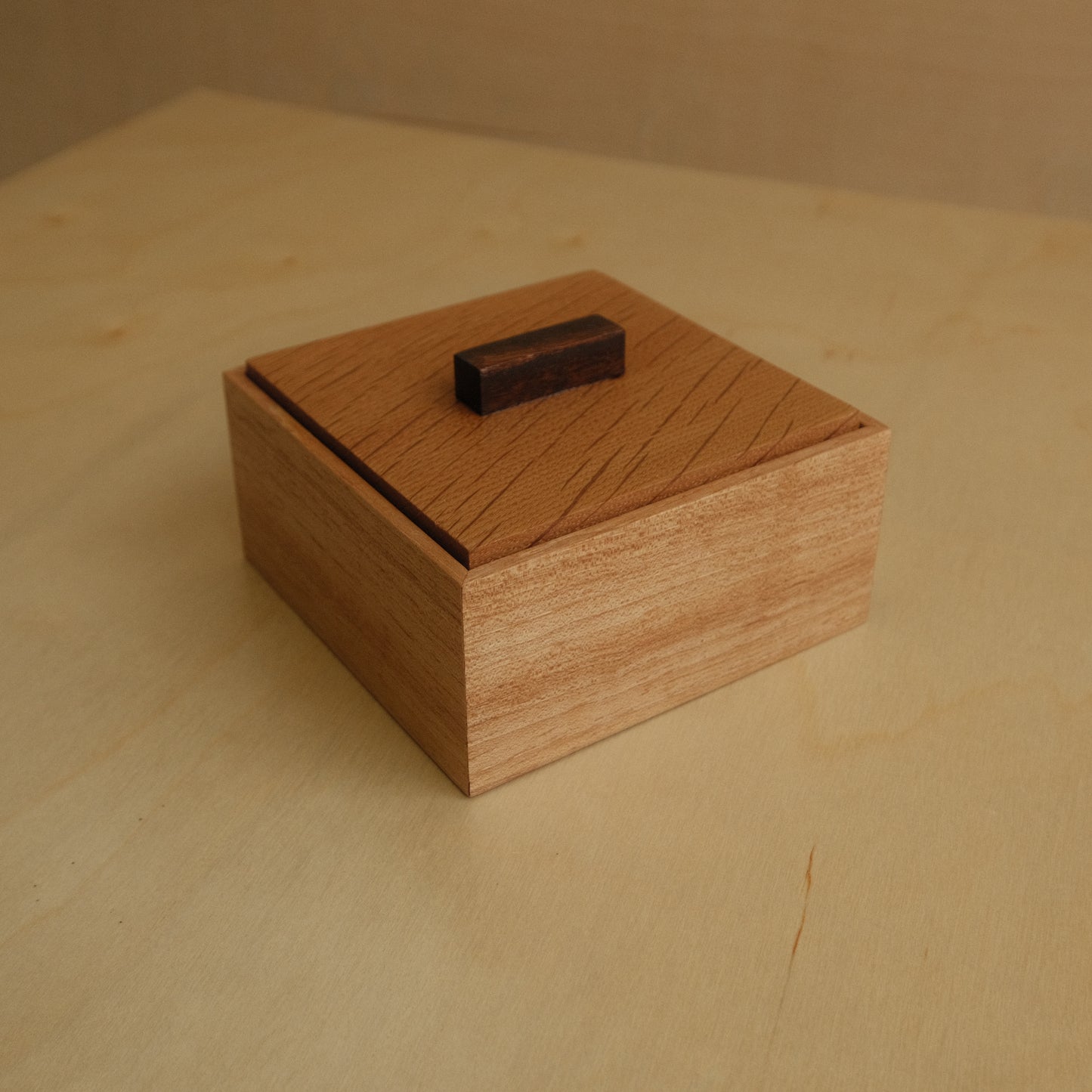 Hickory Decorative Keepsake Box 010
