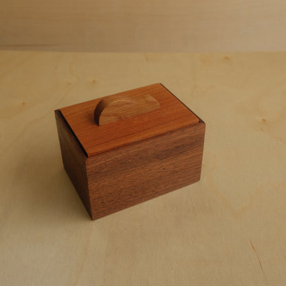 Walnut Decorative Keepsake Box 009