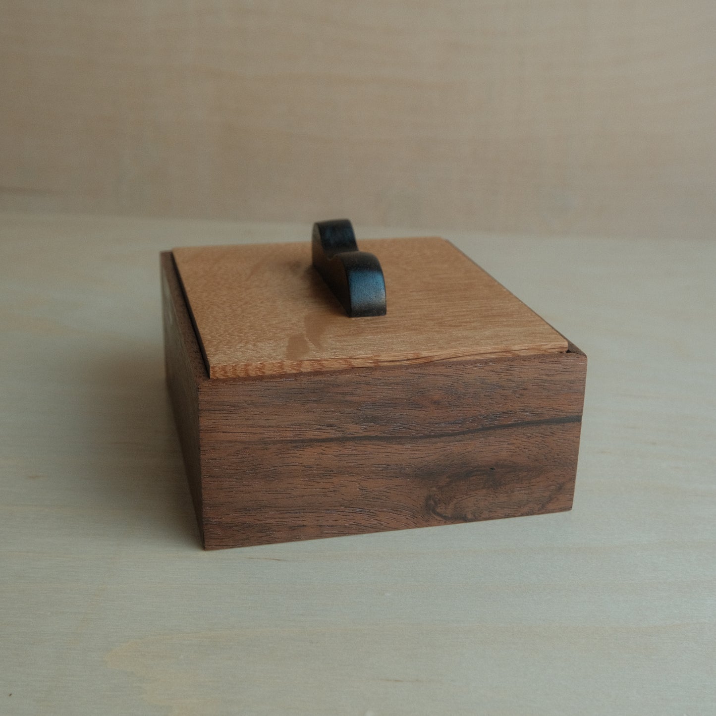 Walnut Decorative Keepsake Box 021