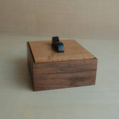 Walnut Decorative Keepsake Box 021