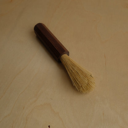 Wooden Tampico Espresso Brush With Walnut Handle