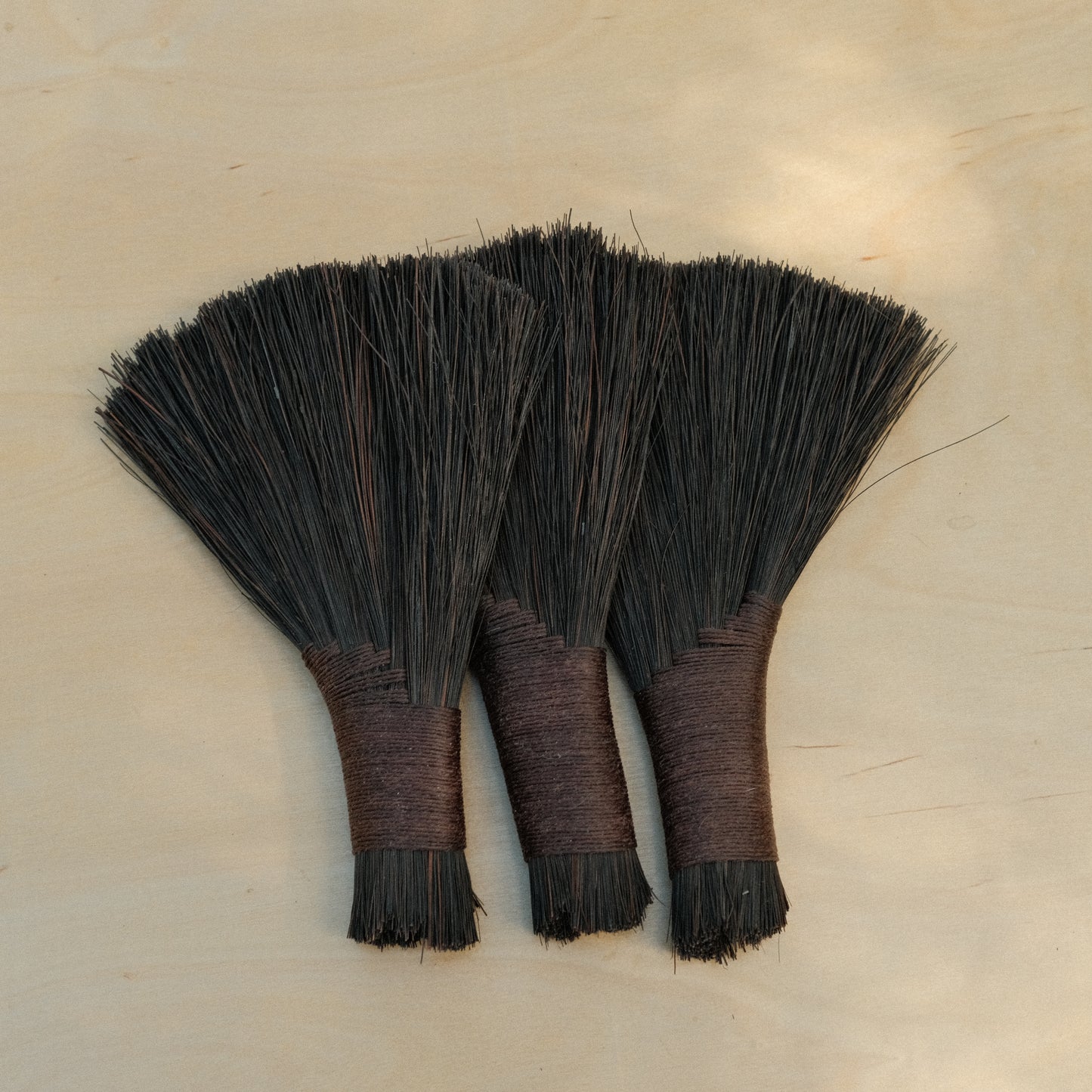 Black Tampico Mini Brush