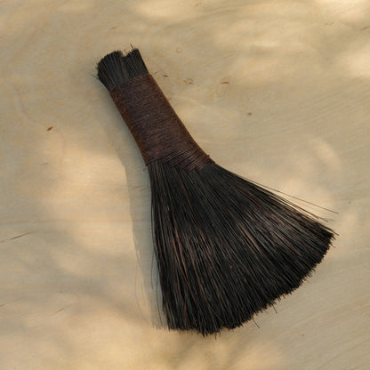 Black Tampico Mini Brush