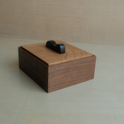 Walnut Decorative Keepsake Box 021