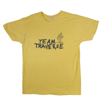 Vintage Team Traverse City, MI T-Shirt Men’s Small Yellow Screen Stars