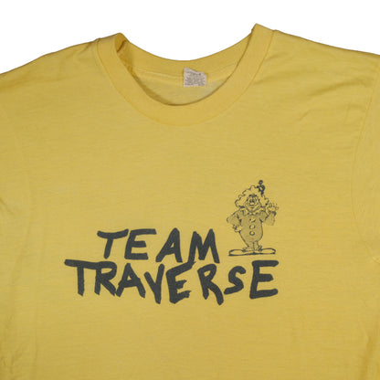 Vintage Team Traverse City, MI T-Shirt Men’s Small Yellow Screen Stars