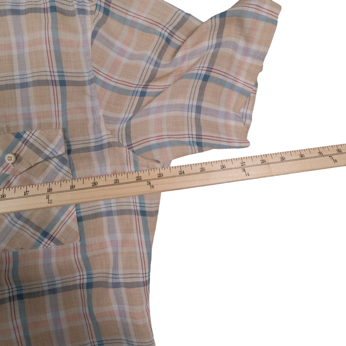 Vintage 70’s Levi’s Short Sleeve Button Up Tan Plaid Men’s Large Made in Korea Flap Pocket