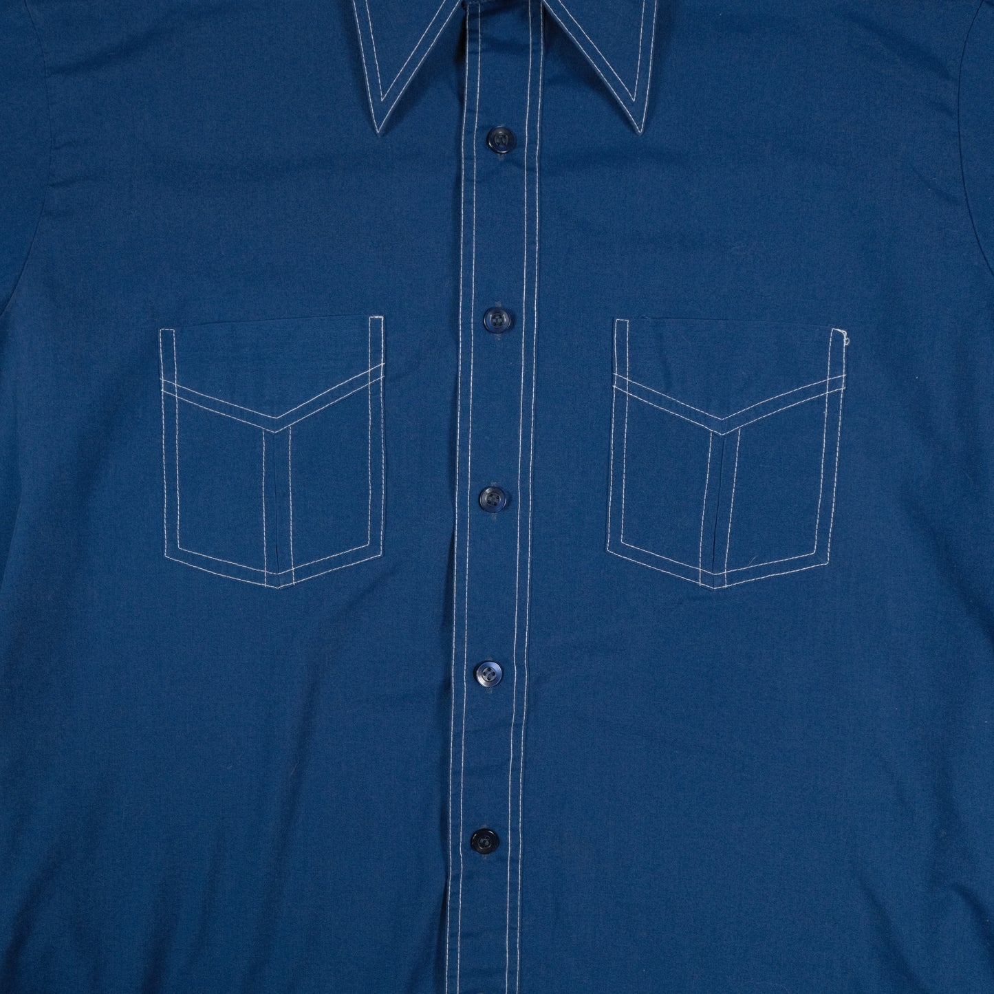 Vintage 70’s JC Penney Towncraft SS Button Up Men’s Large Blue Contrast Stitch Dagger Collar Retro