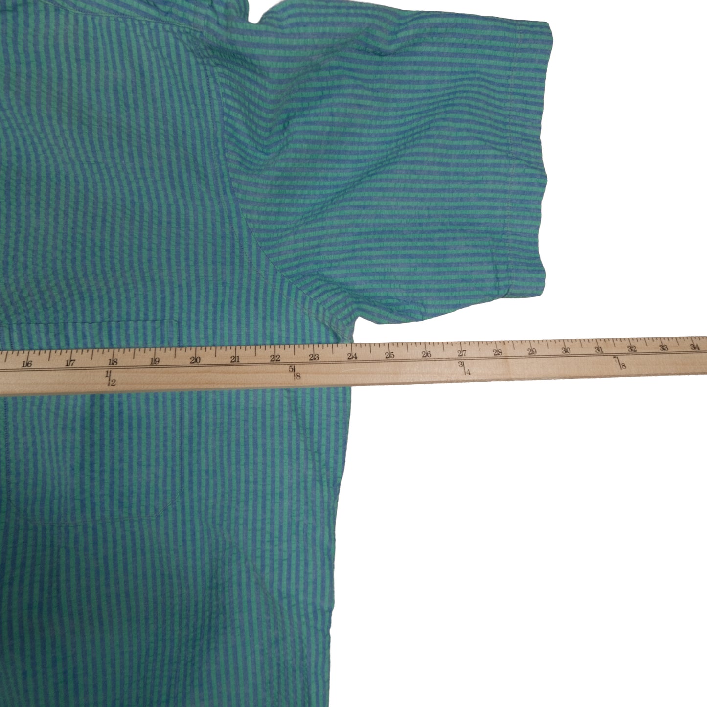 Vintage LL Bean Men’s Large Short Sleeve Button Down Blue Green Stripe Made in USA