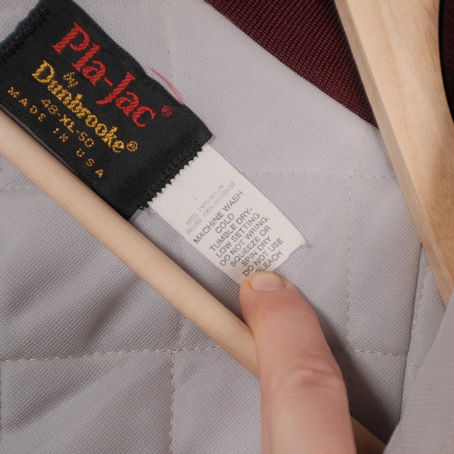 Vintage Pla-Jac By Dunbrooke Satin Jacket Maroon Men’s XL Stable Inn Grand Haven, MI